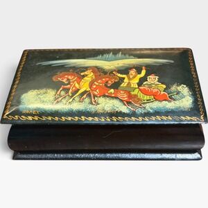 Russian Palekh Lacquer Box Hand Painted Troika Horse Sled Signed Folk Art Black